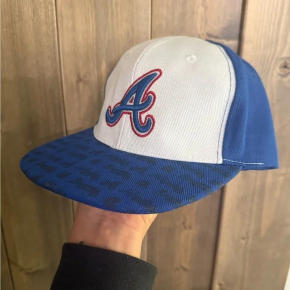 Atlanta Braves Youth Adjustable Cap - Picture 3 of 4